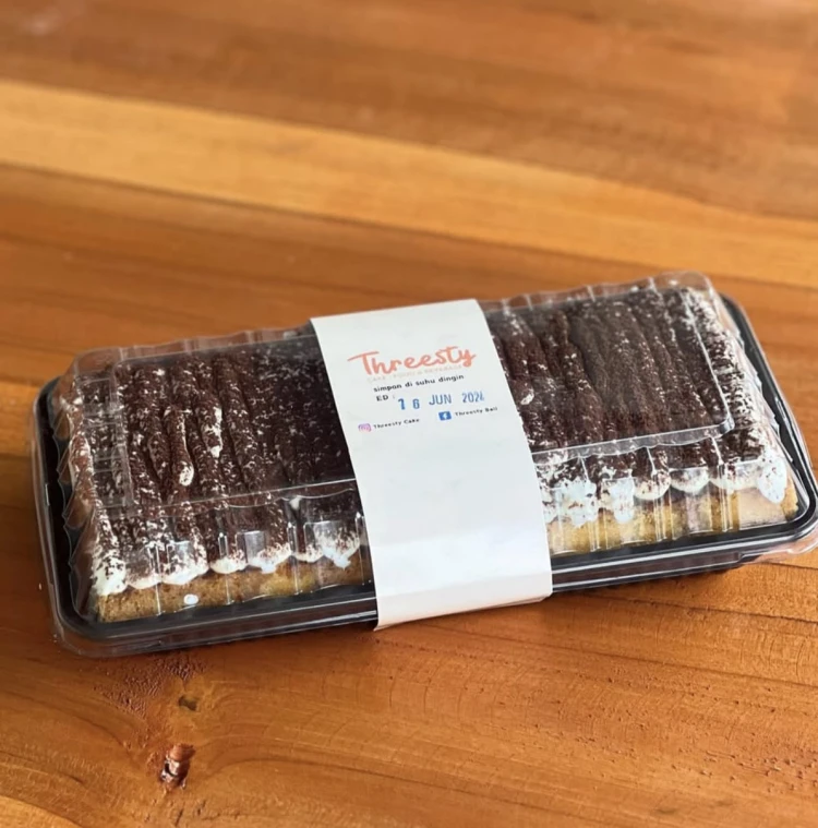 Threesty Cake & Eatery
